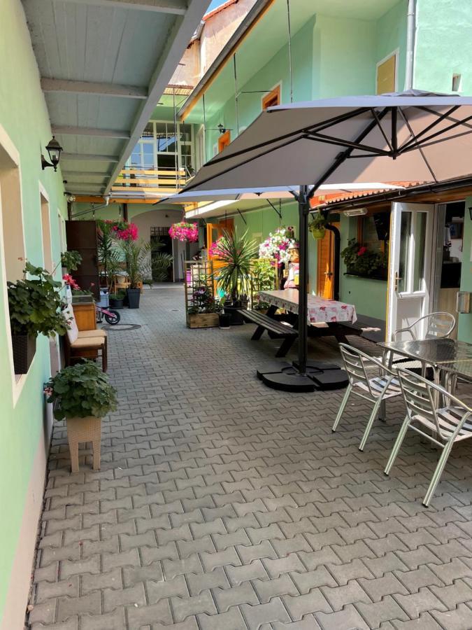 Apartman Netolice 207 Deluxe Exterior photo